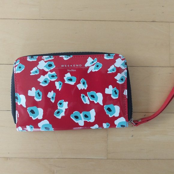 Maxmara Weekend 2 way Passport Or Wallet Floral - Picture 1 of 6